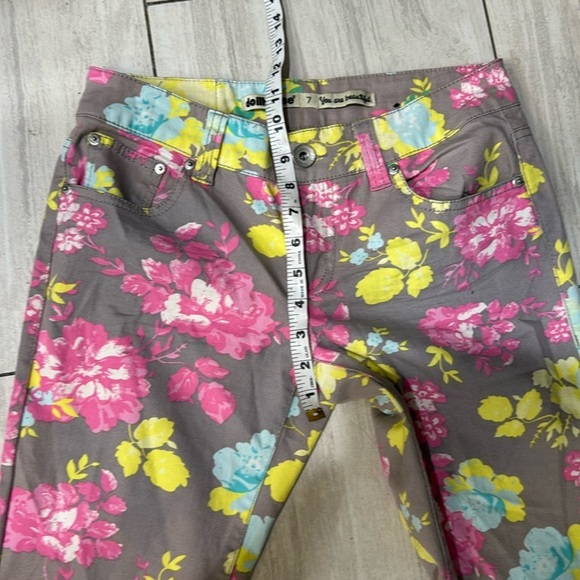 Beautiful Dollhouse skinny pants size 7 - Picture 2 of 8